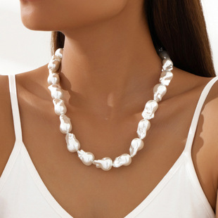 Beautiful Bondage - Indian Women's Pearl Jewelry Necklace - Company News - 1